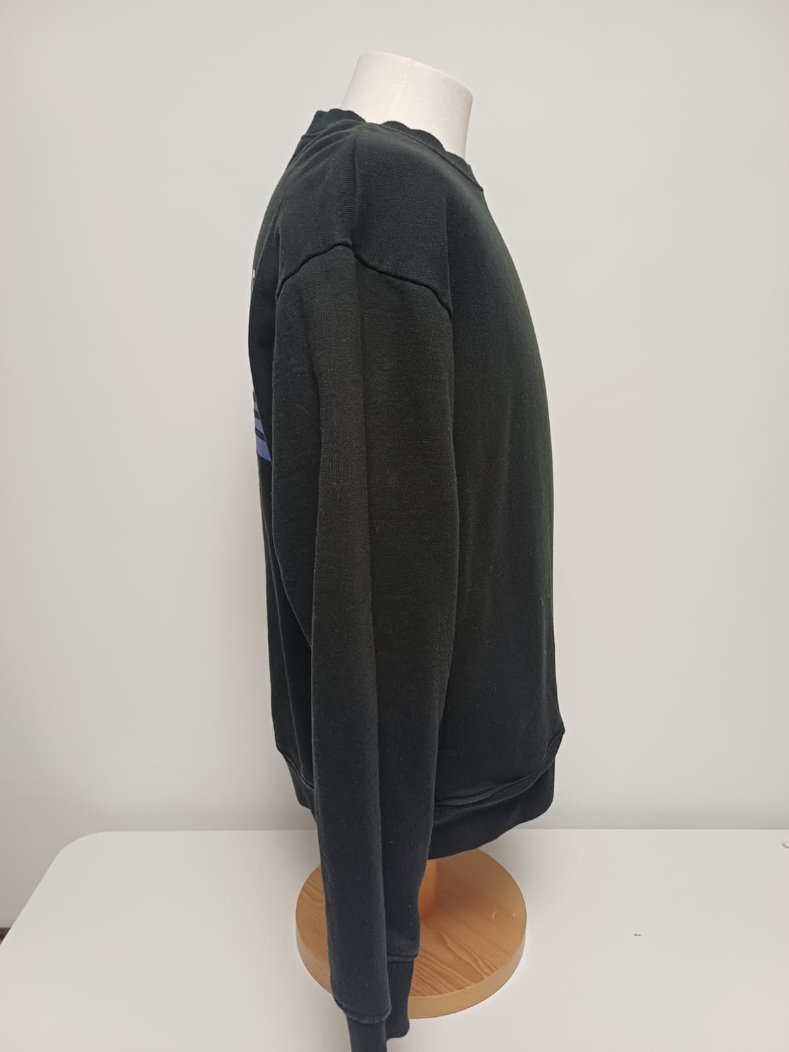 [M] 벤데이비스 재팬라인 로고 맨투맨 (박시 크롭핏) 상품이미지2