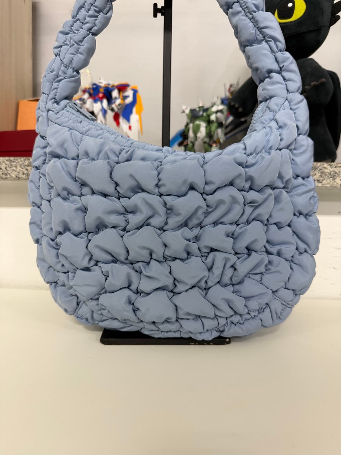 정품) COS 코스 퀼티드 구름백 미니백  상품이미지5