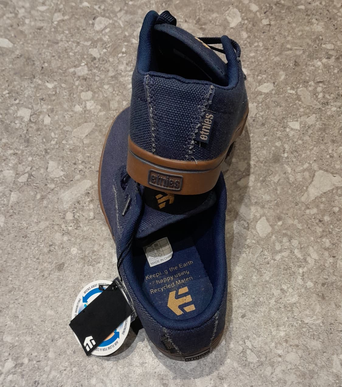 💥(새상품) 에트니스 올드스쿨 보드화 네이비 (245)  상품이미지7