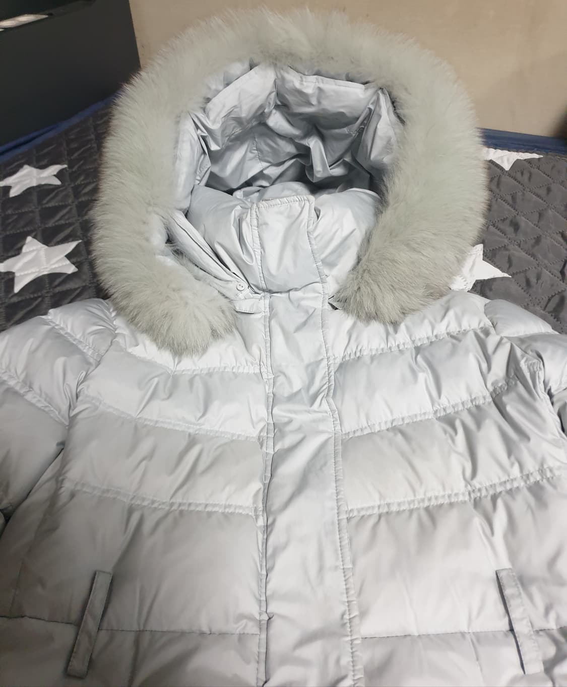 아띠블라썸 슬림핏 폭스퍼 덕다운 패딩 연한민트색 (F) 상품이미지2