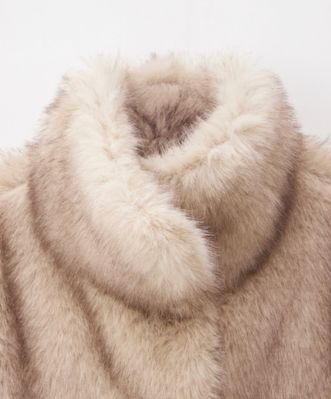 oveof 오브오브 퍼자켓 상품이미지5