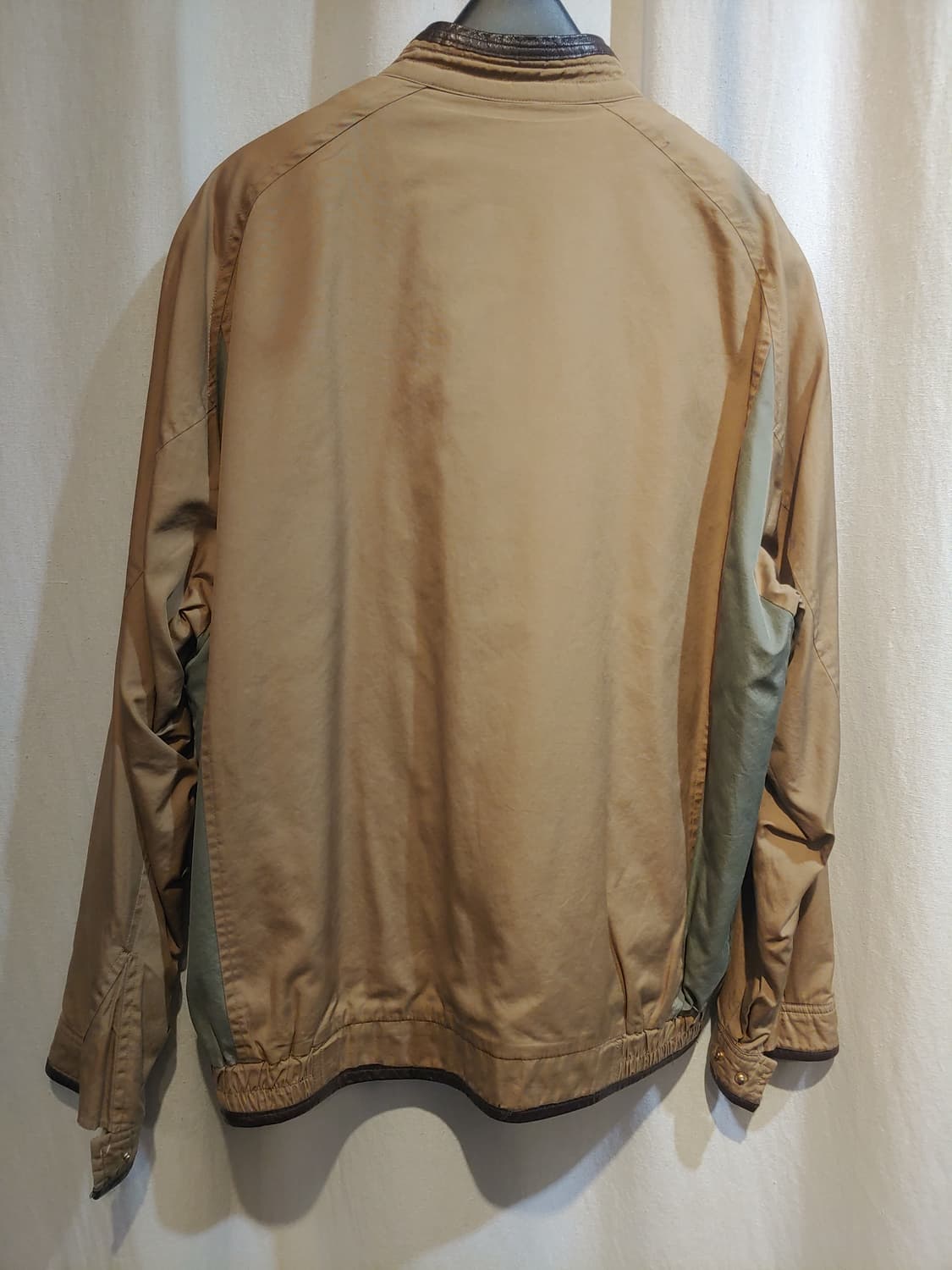 버버리 남성 간절기 점퍼 상품이미지4