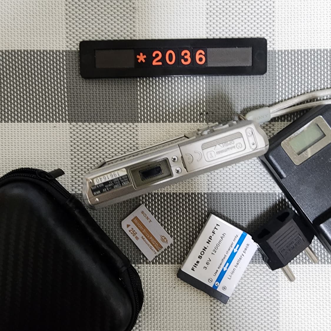 소니 사이버샷 DSC-T1 디지털카메라 파우치포함 상품이미지5