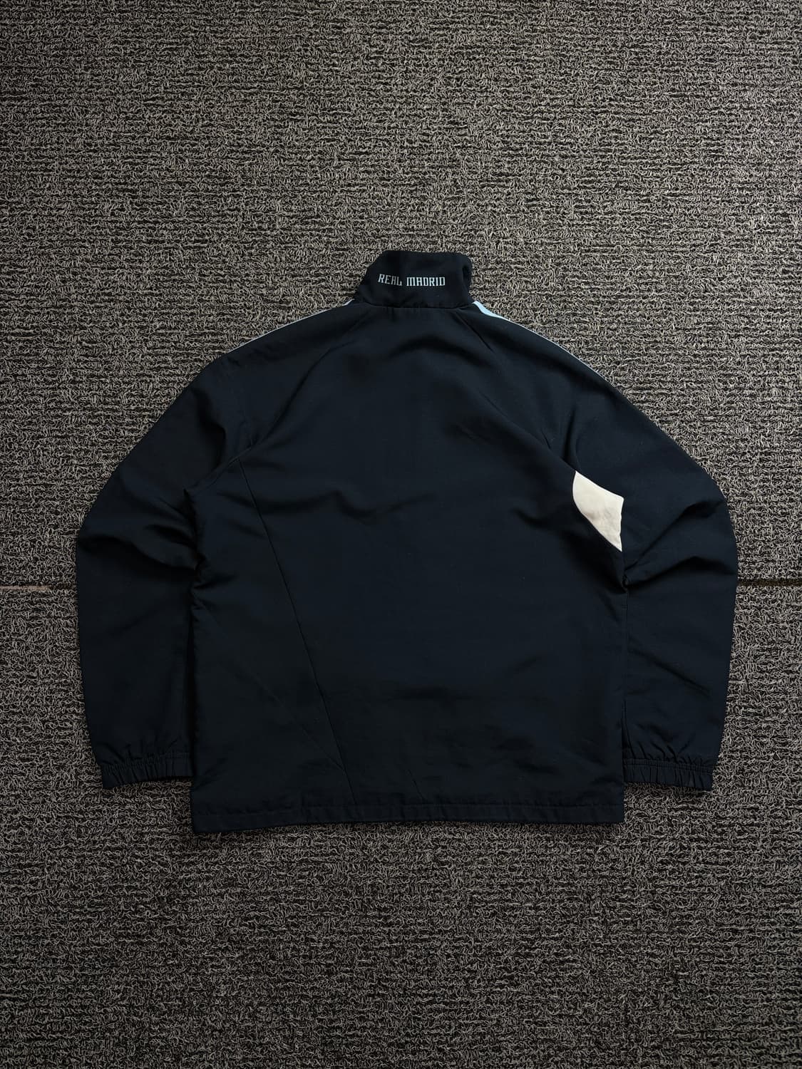 아디다스 레알마드리드 레트로 우븐 트랙 바람막이 자켓 1872 상품이미지4