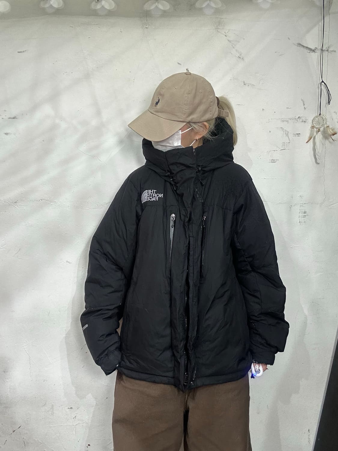 노스페이스 블랙 로고 윈드스토퍼 후드 패딩 L 상품이미지2