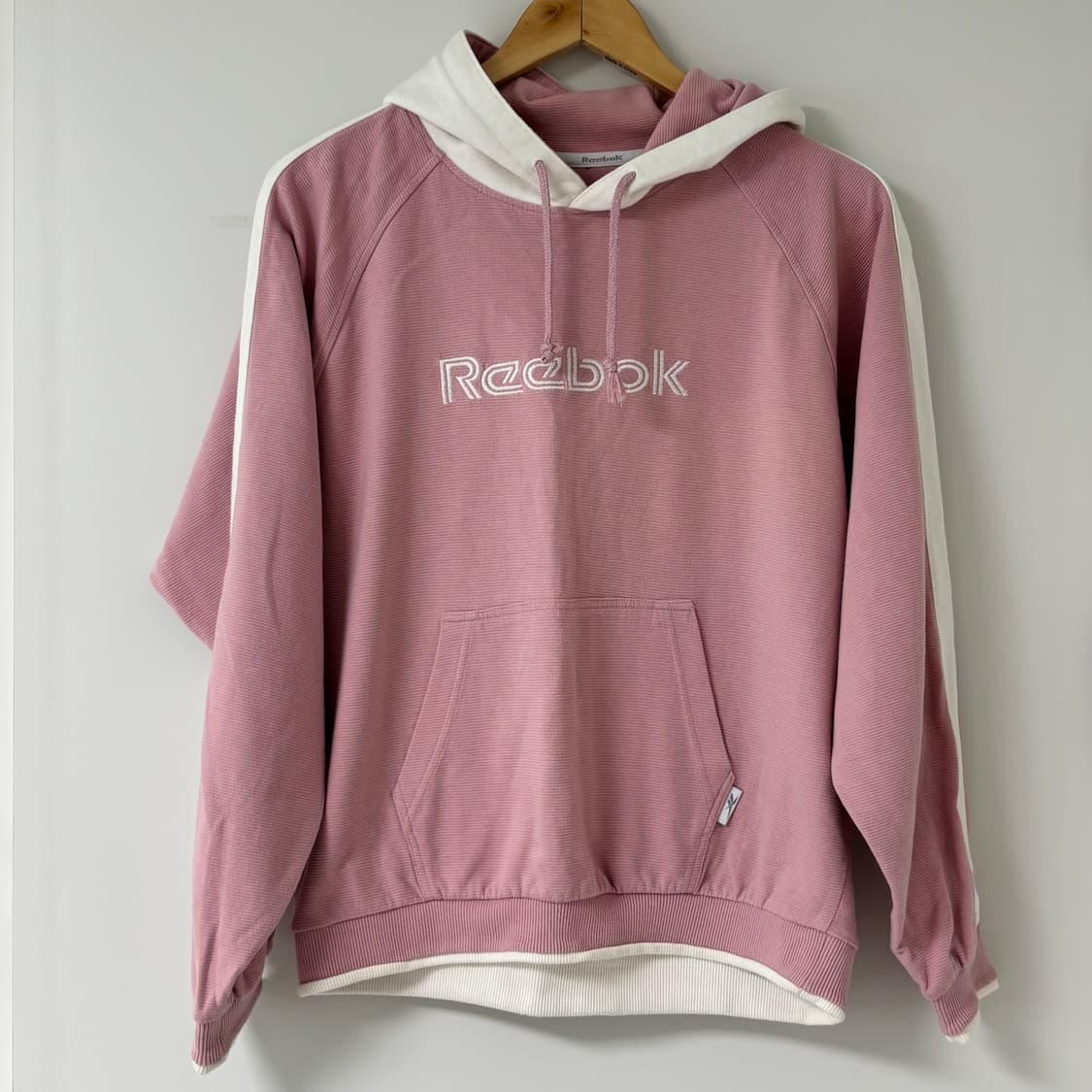 리복 핑크 후드티 상품이미지1