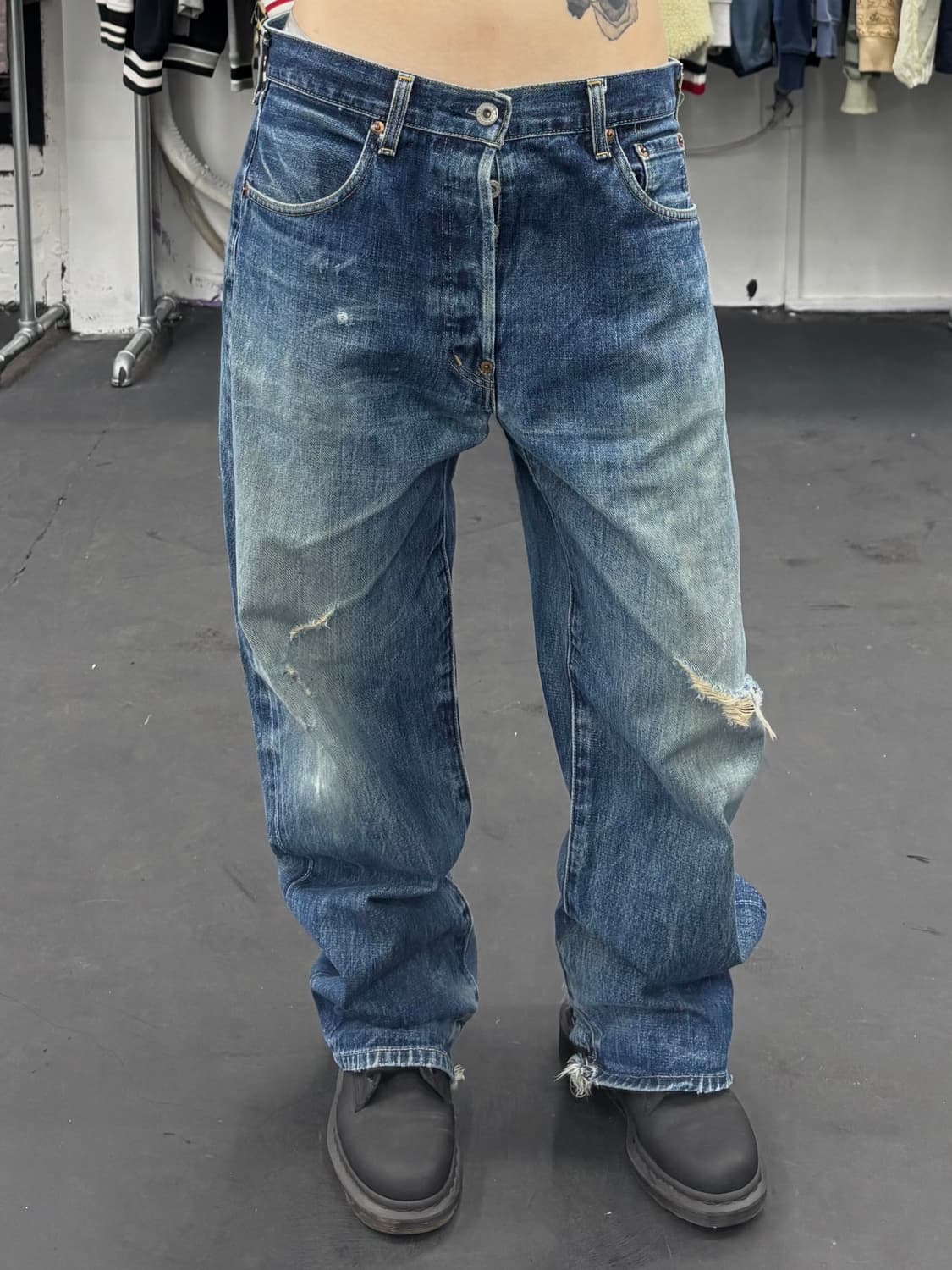 리바이스 702 신치백 버튼플라이 데님팬츠 상품이미지1