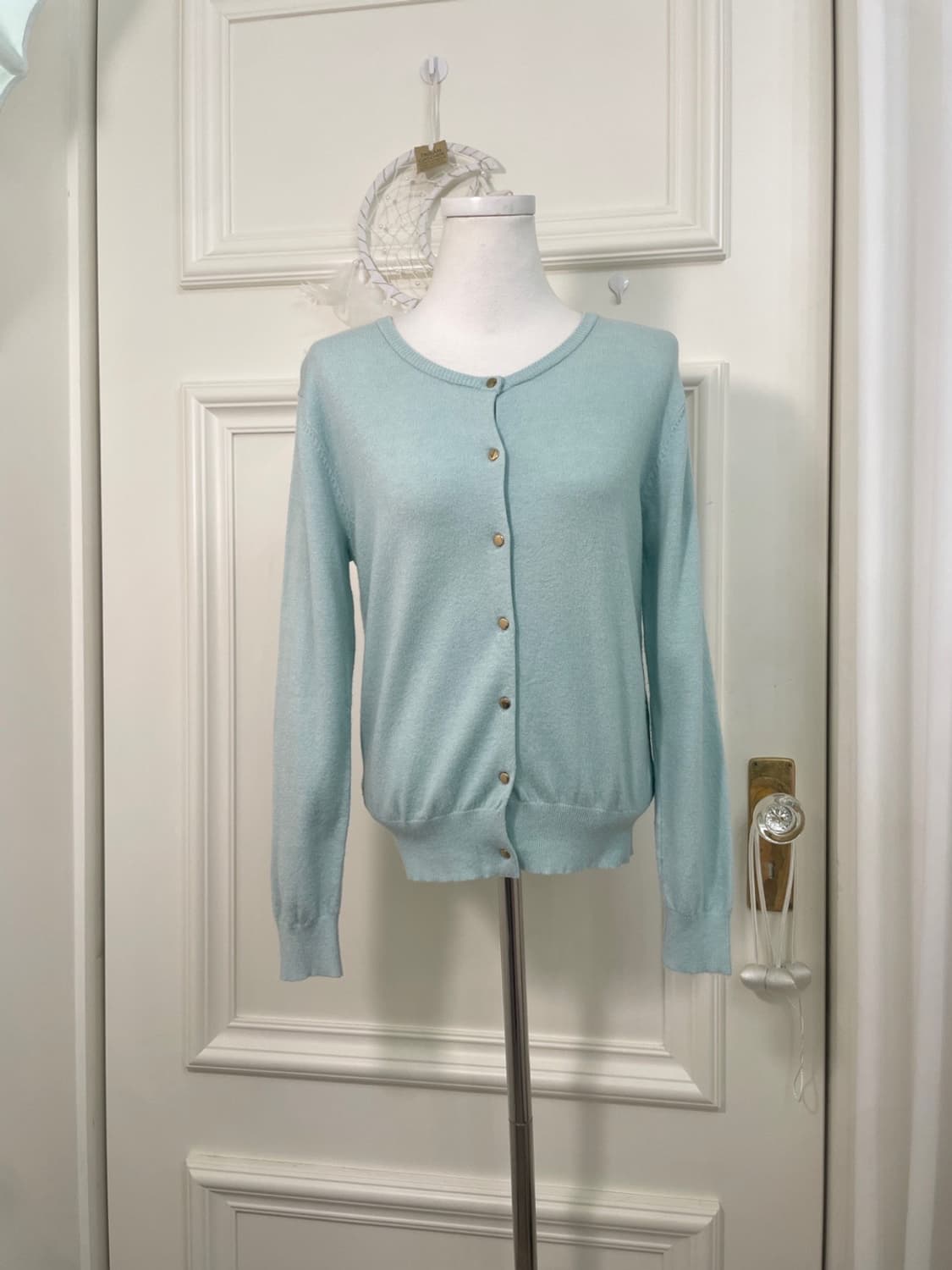 mint gold button point basic cardigan 상품이미지1