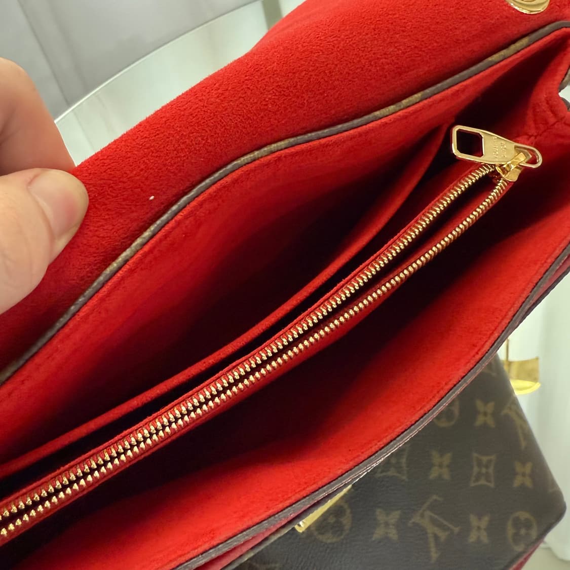 루이비통 모노그램 팔라스 플랩 체인 숄더백 상품이미지8