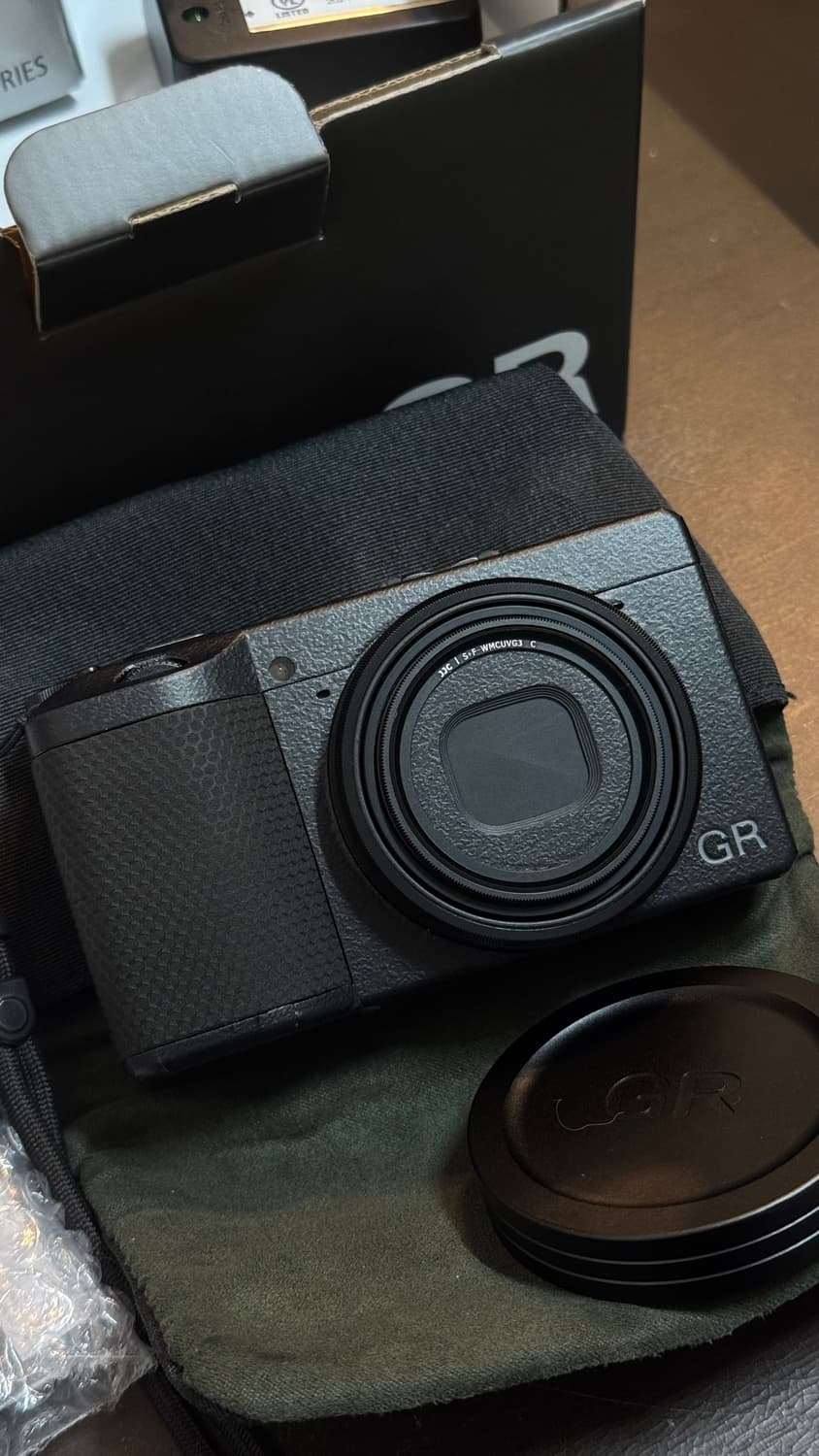 리코 gr3x hdf 800컷 (스킨o, 렌즈캡) 배터리2개 상품이미지3