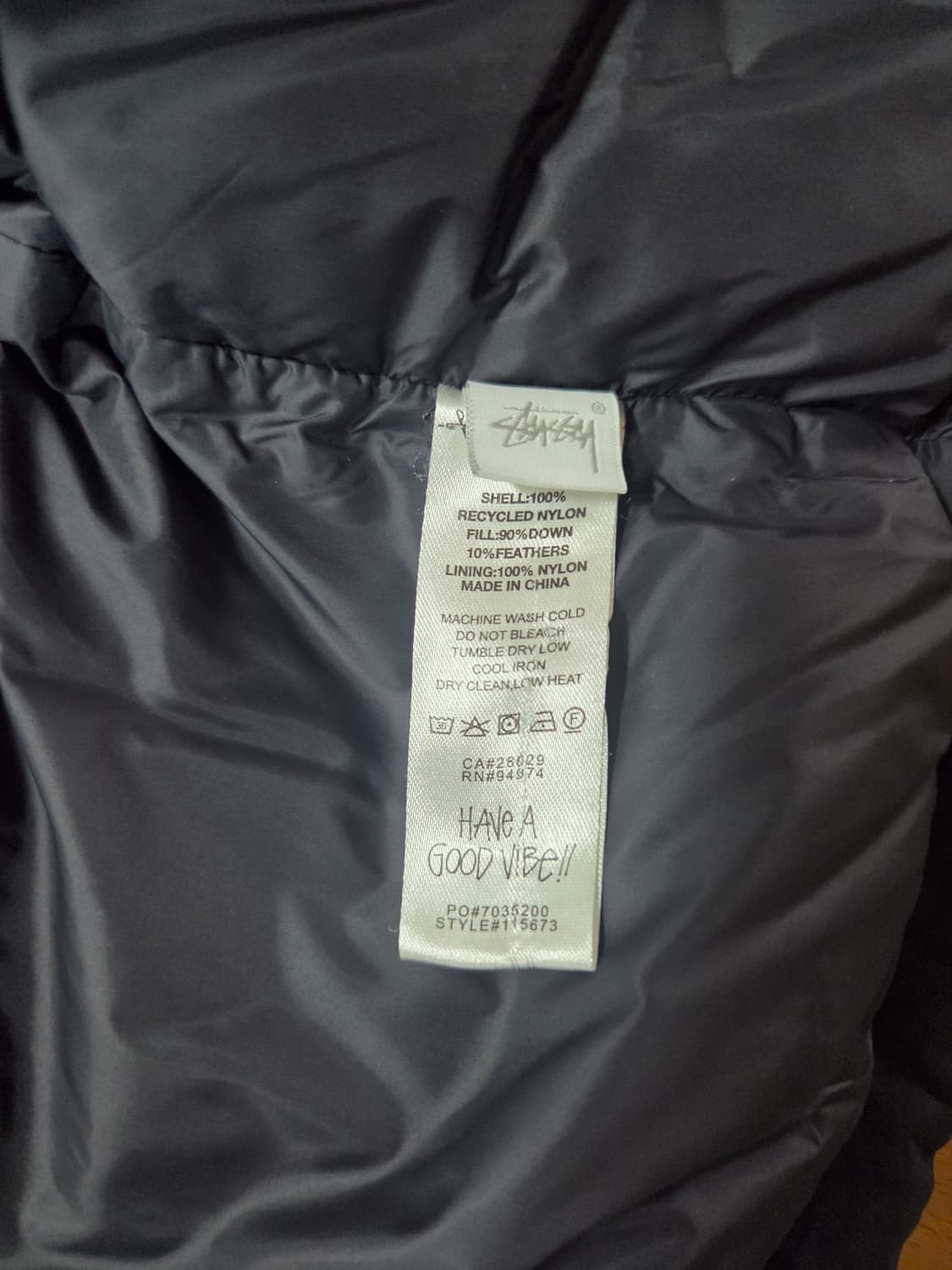 스투시 리사이클 나일론 다운 퍼퍼 빈티지 블랙 상품이미지9