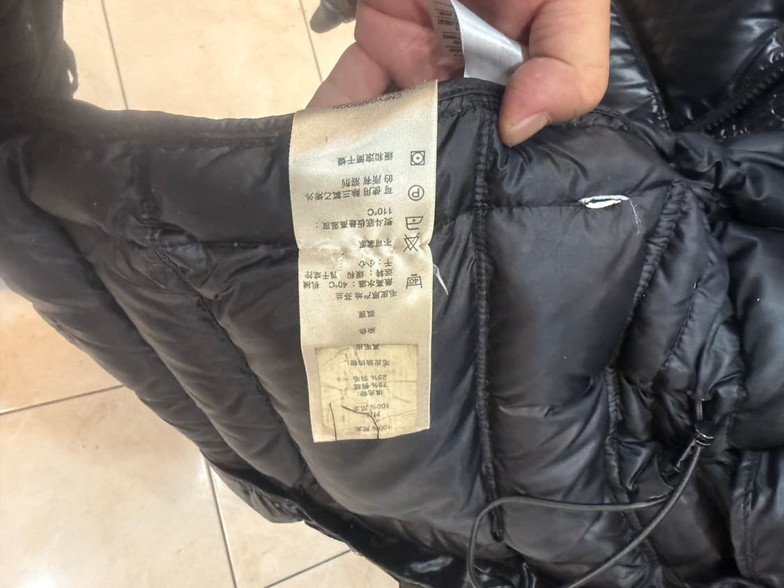 100-105 정품 버버리 패딩 팝니다 상품이미지5