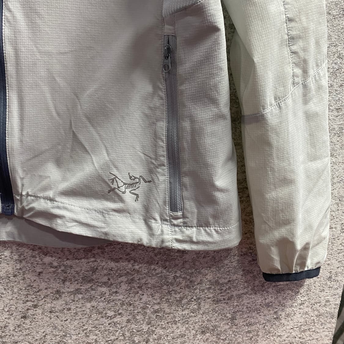 아크테릭스 나일론 윈드러너 B4464 상품이미지3