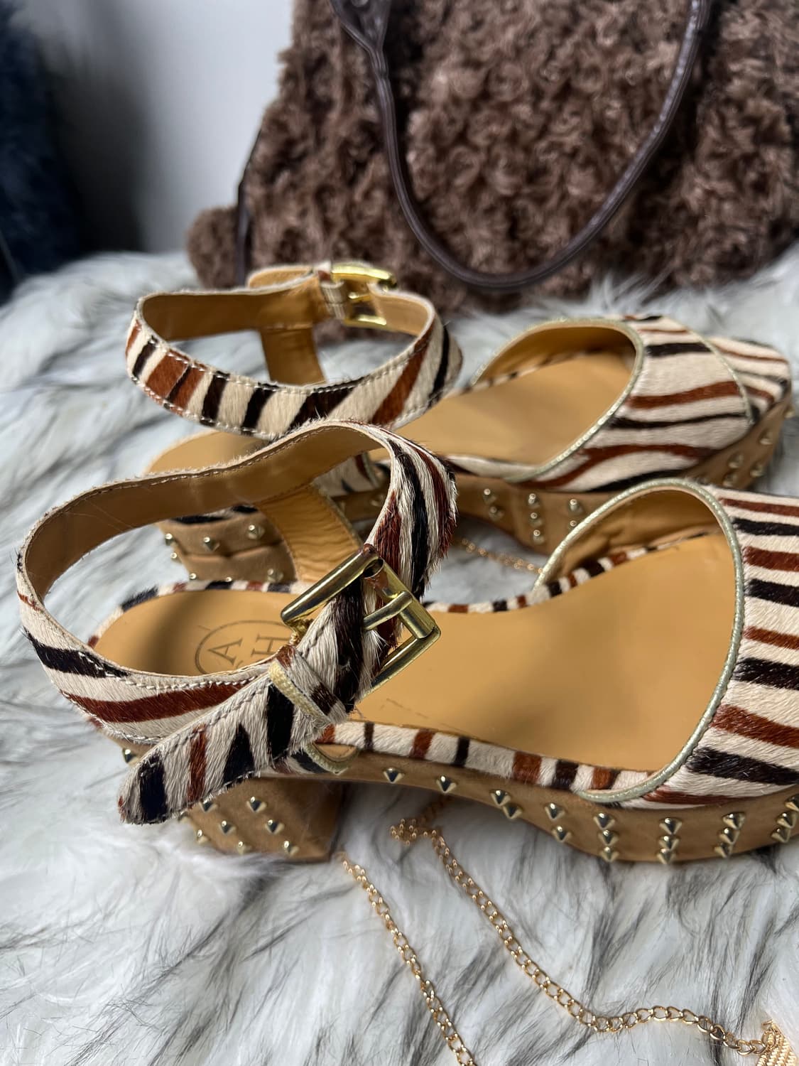 Ash 아쉬 지브라 송치 샌들 플랫폼 스터드 상품이미지6