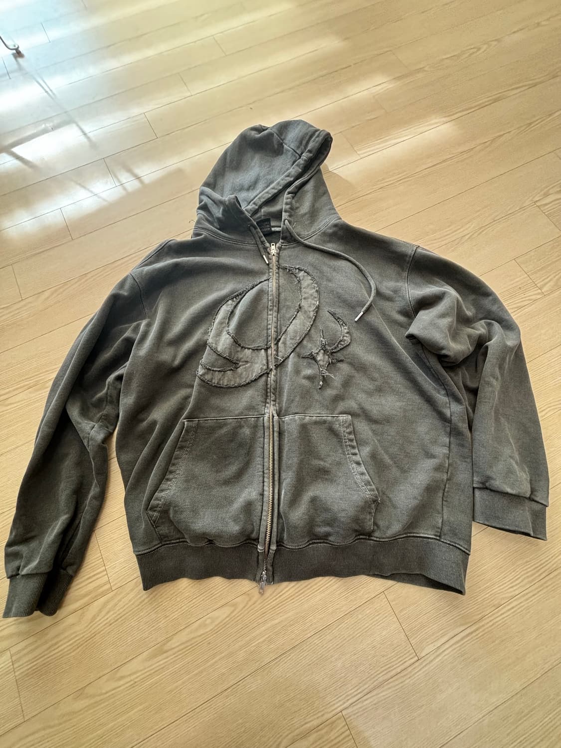 꼼파뇨 후드집업 챠콜 상품이미지1