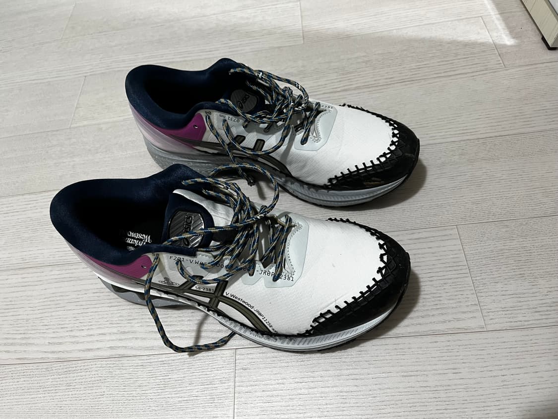 아식스 비비안웨스트우드 젤카야노  상품이미지1