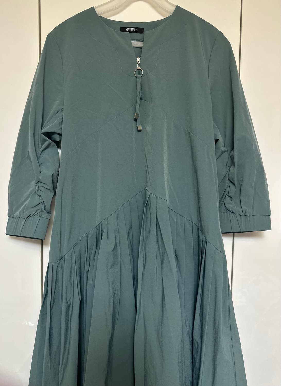 오프리미츠 그린 플레어 원피스 상품이미지4