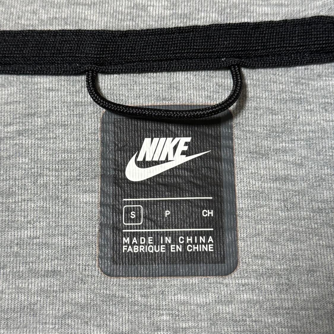 [정가 20만원] 나이키 테크팩 윈드러너 후드 집업 상품이미지6