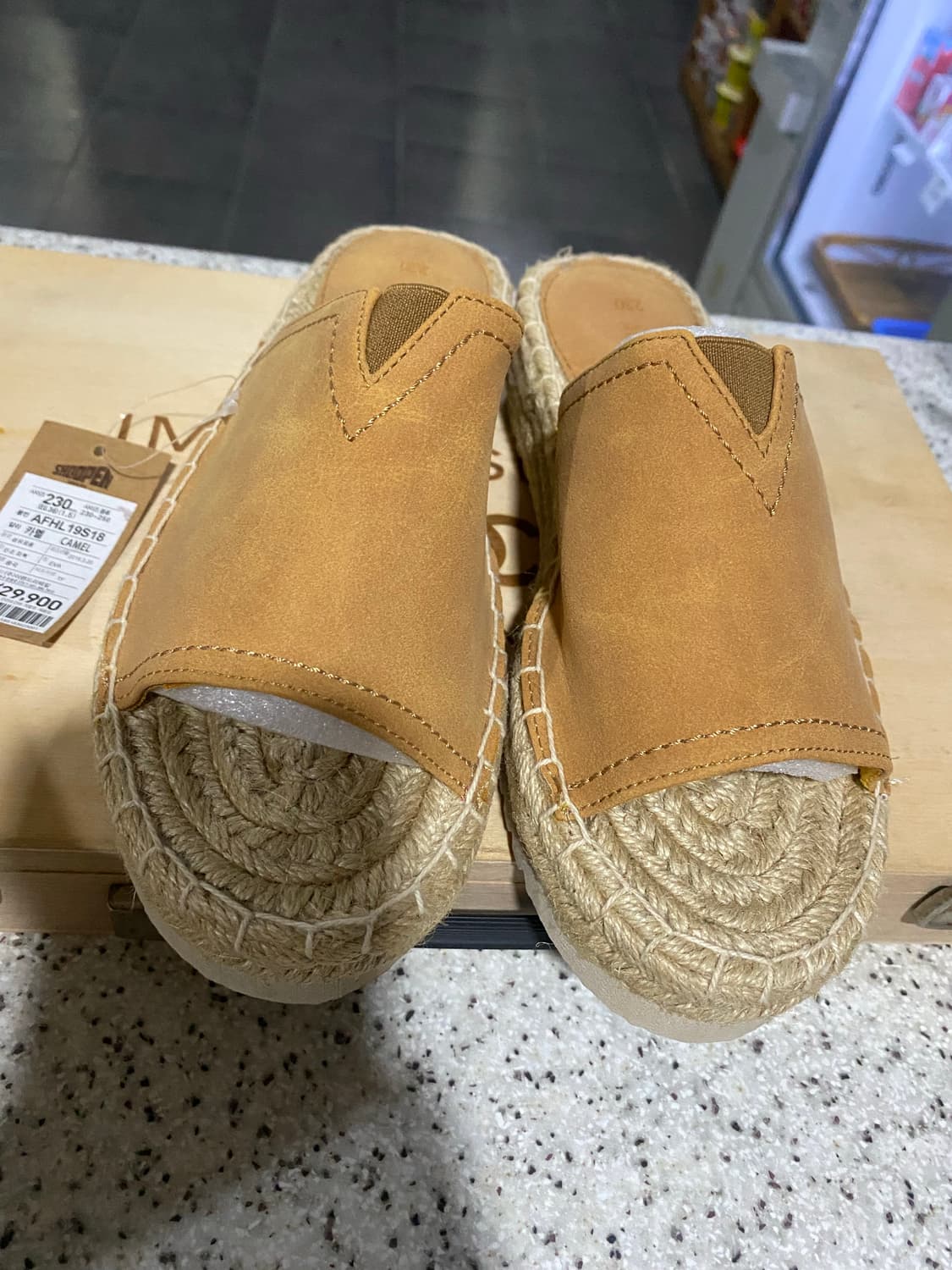 슈펜 에스파듀 샌들 230 카멜 새상품 상품이미지1