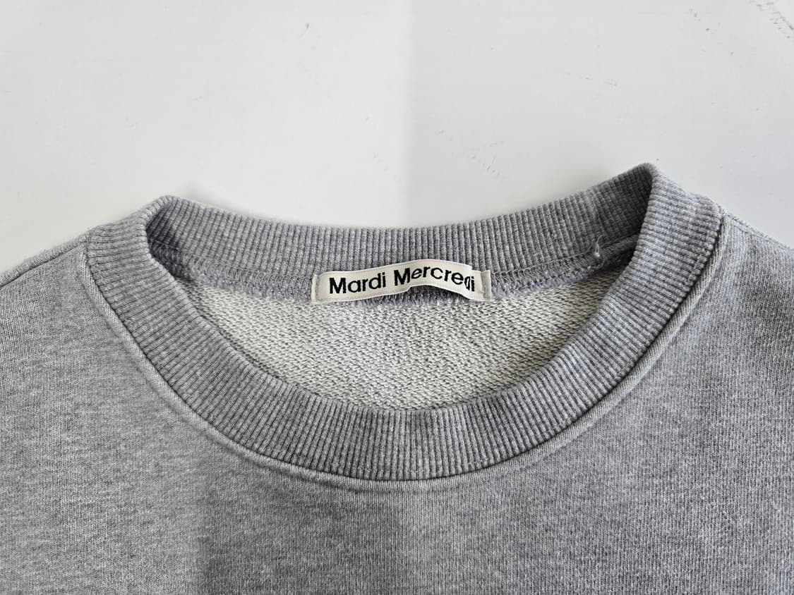 마르디 메크르디 플라워 자수 맨투맨  그레이 f  상품이미지3