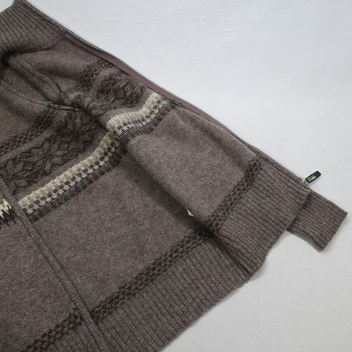 (착용컷) FIRST DOWN 울 노르딕 니트 집업 (남성용 98) 상품이미지7