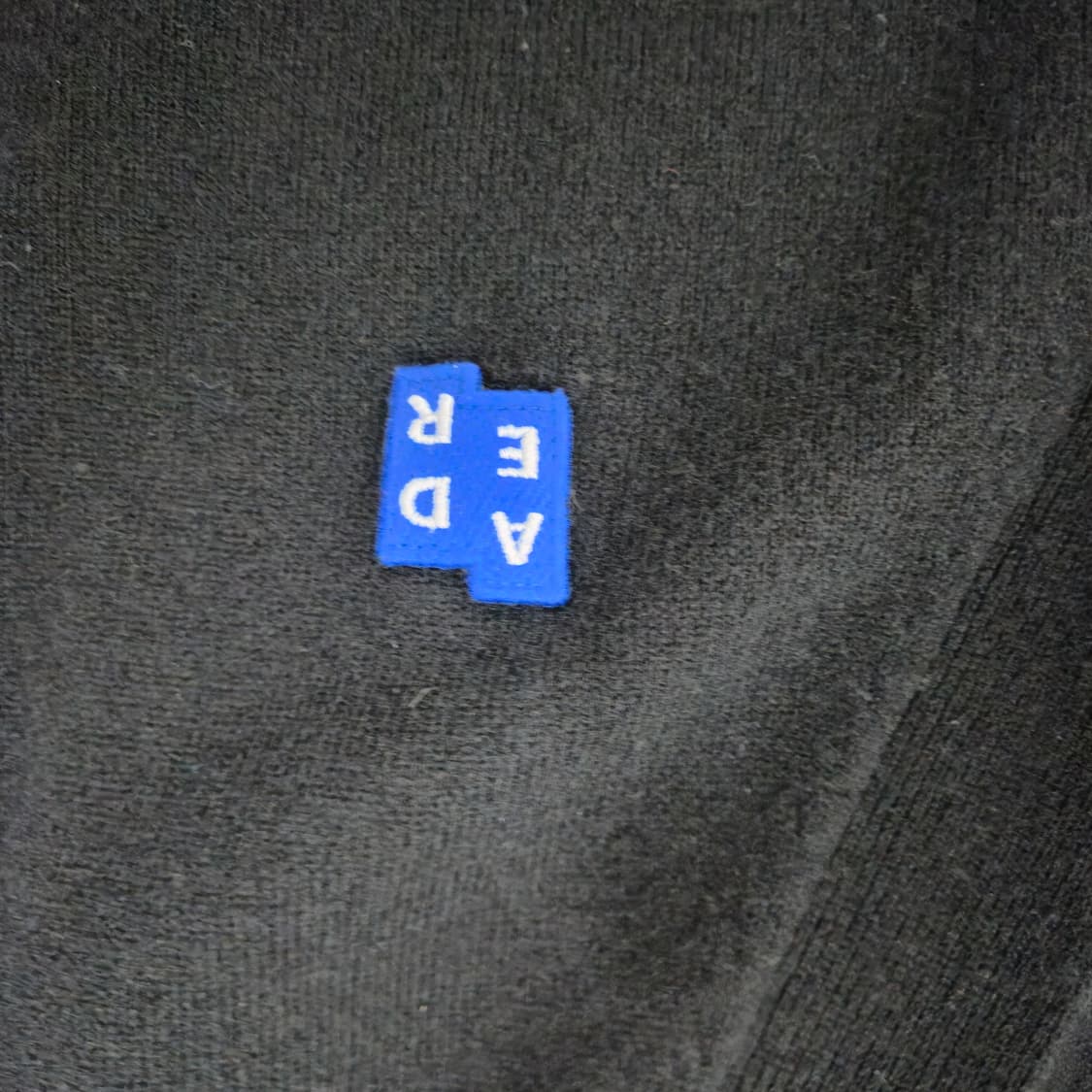 아더에러 시그니피컨트 가디건 블랙 / L 상품이미지2