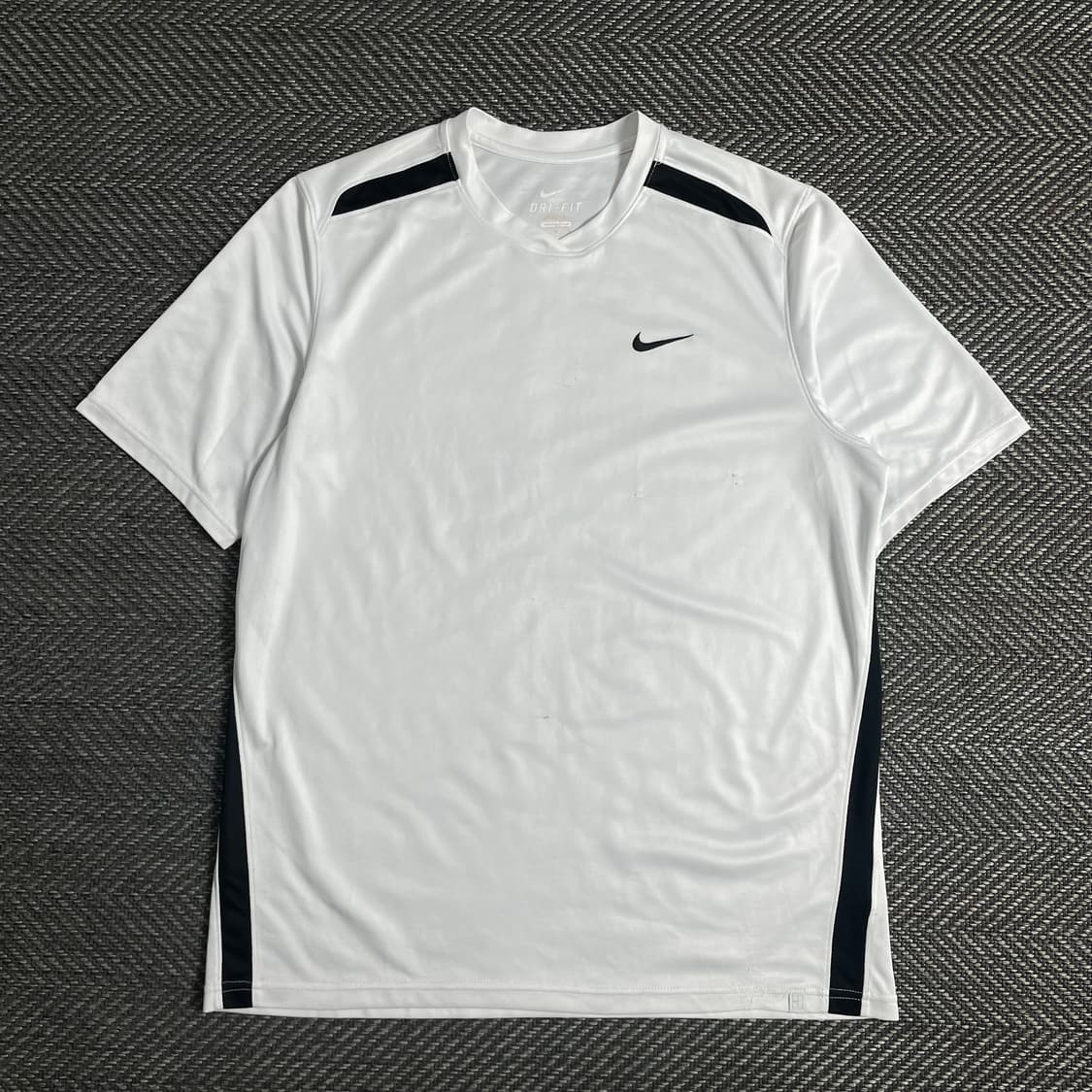 나이키 드라이핏 올드스쿨 트레이닝 티셔츠y 3217 상품이미지2