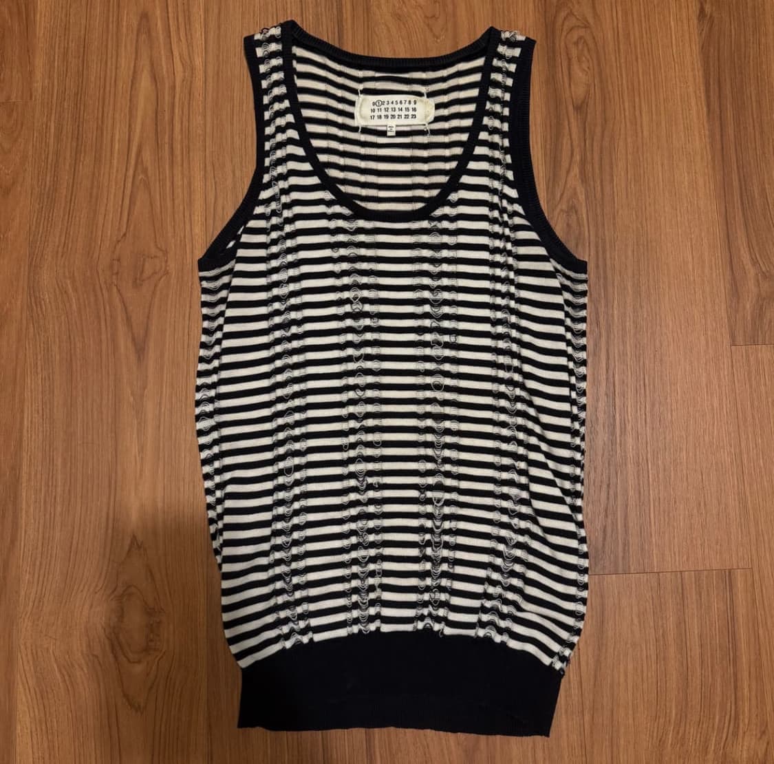 마르지엘라 스트라이프 슬리브리스 상품이미지1