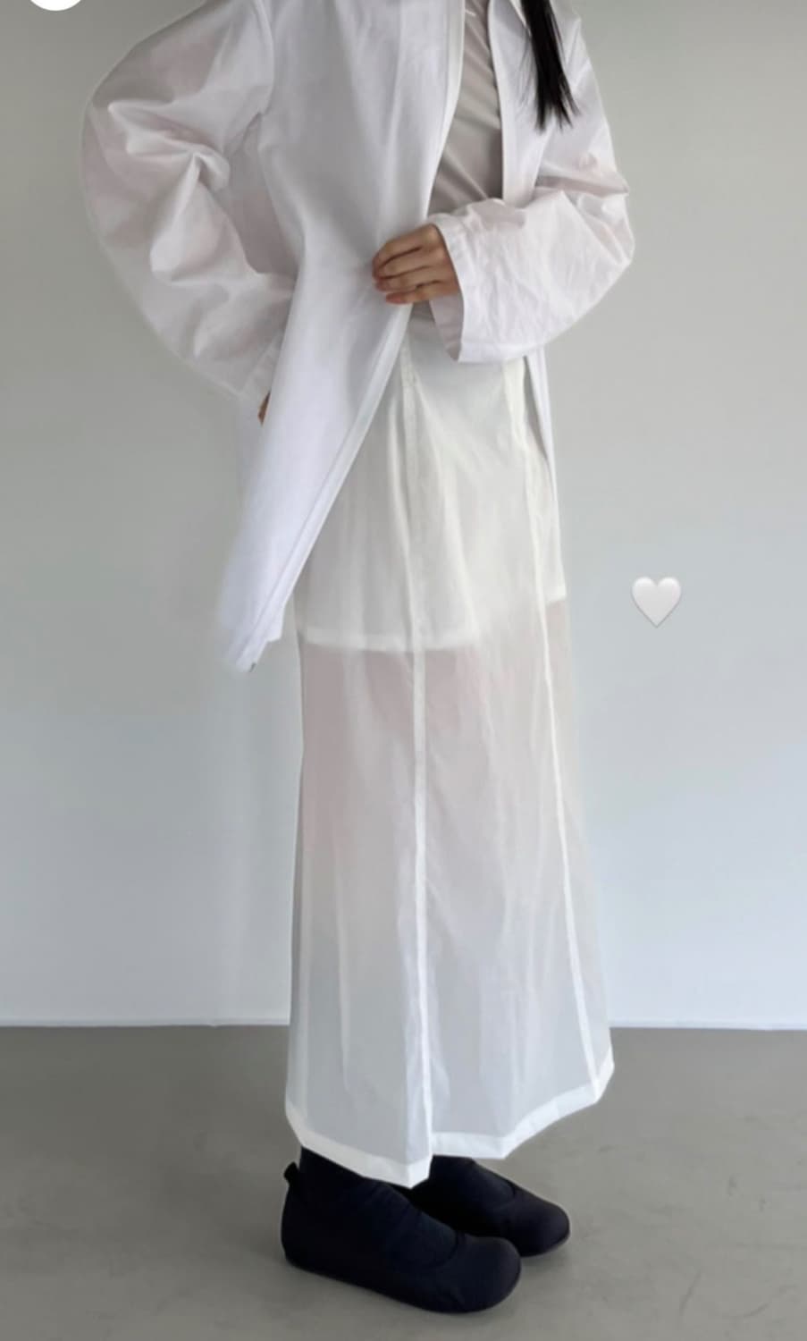 아모멘토 sheer long skirt white 상품이미지4