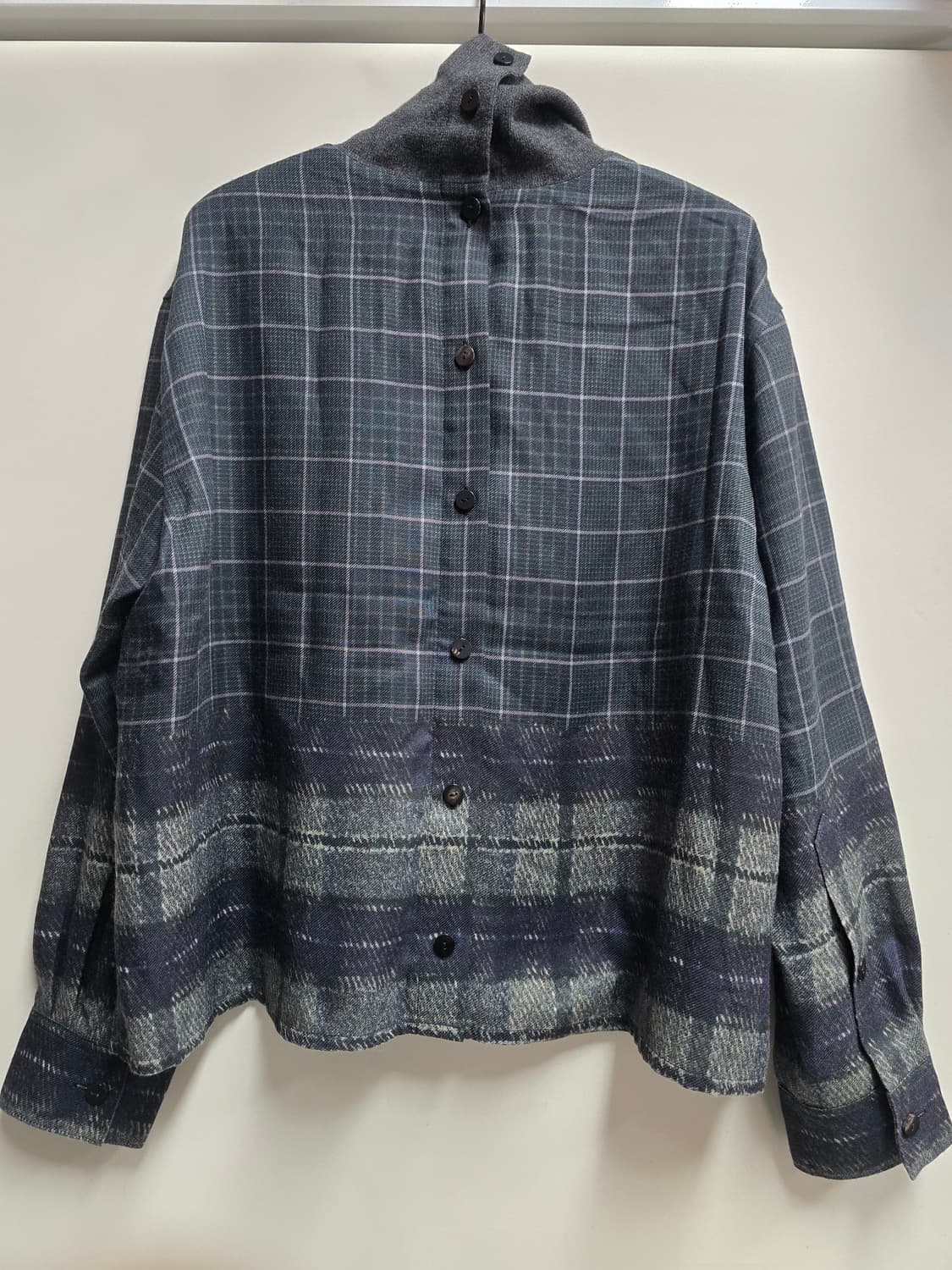 구호 하이넥 체크 블라우스 2 상품이미지2