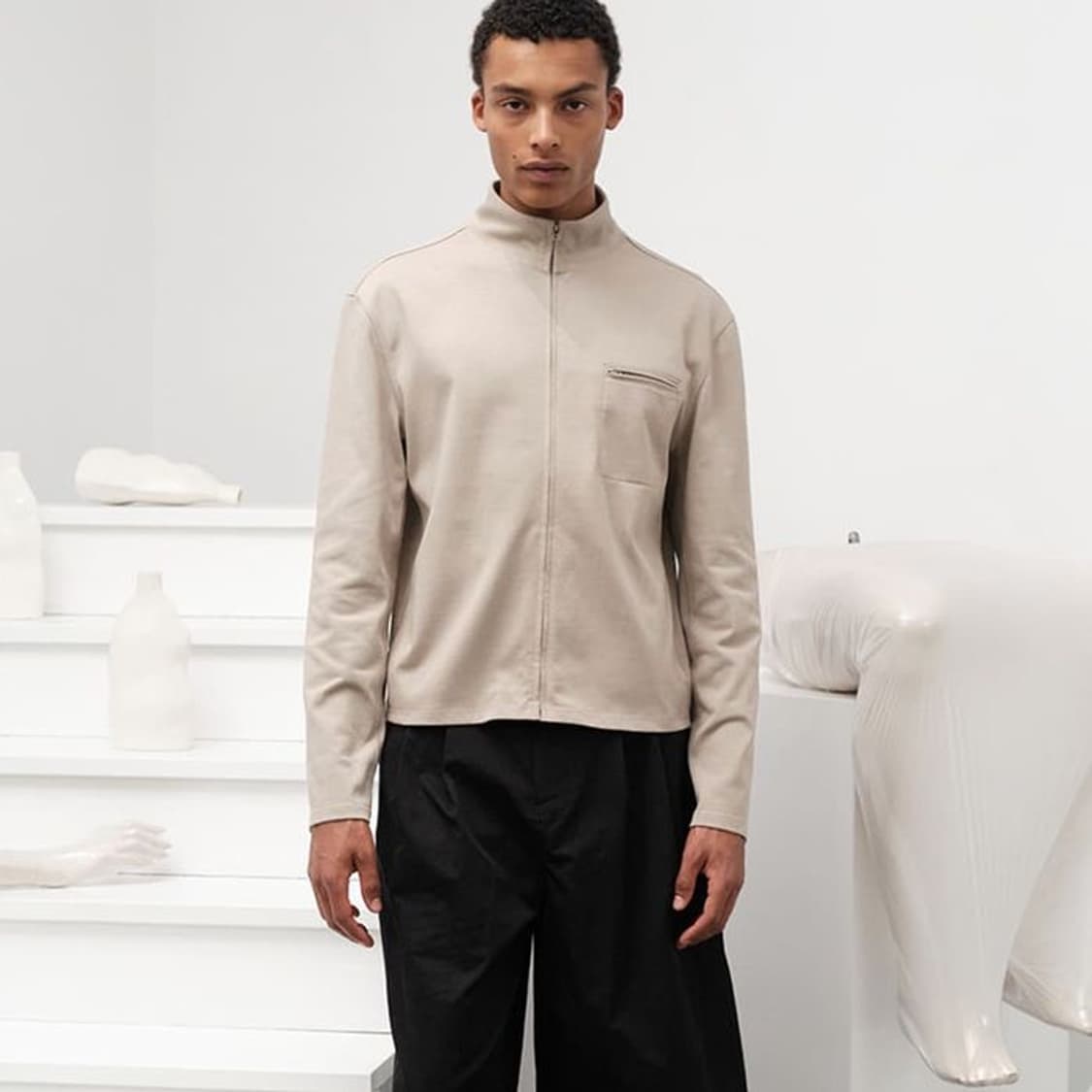 아모멘토 SLIM FIT POCKET JUMPER M 상품이미지2