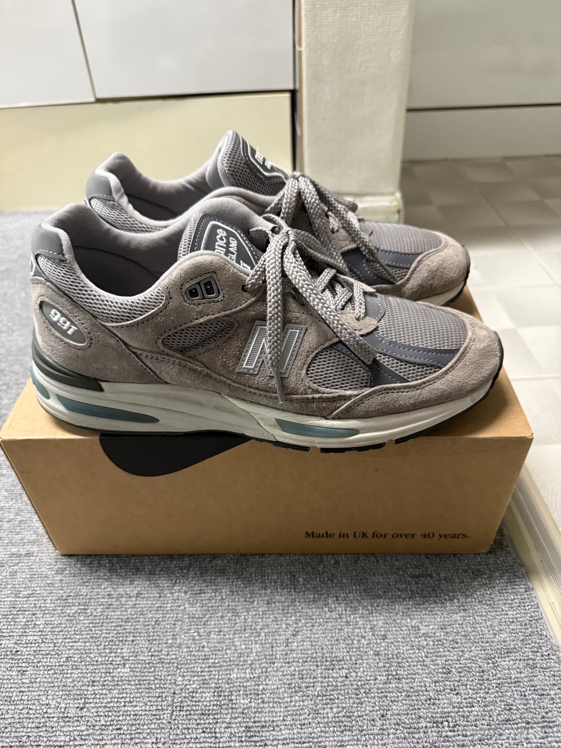 뉴발란스 991v2 그레이255 상품이미지2