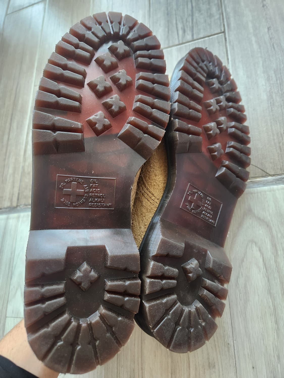 닥터마틴 로웰 스웨이드 버터스카치 (280) 상품이미지7