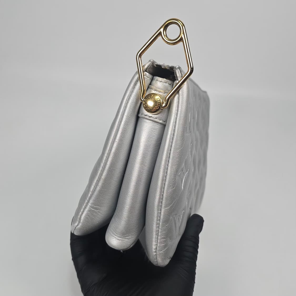 루이비통 쿠상BB 크로스백 상품이미지4