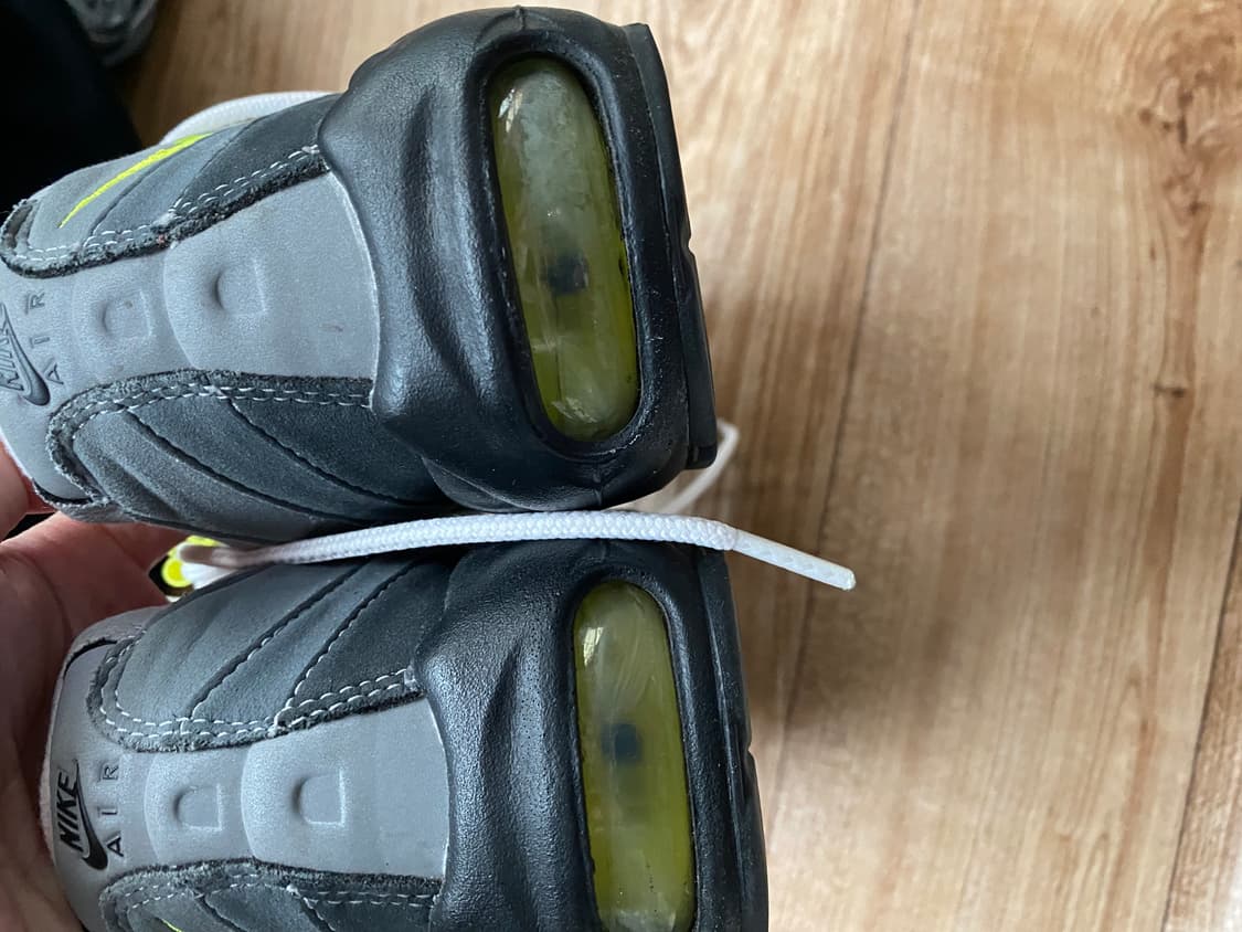 나이키 에어맥스 95 OG 네온 240 상품이미지7