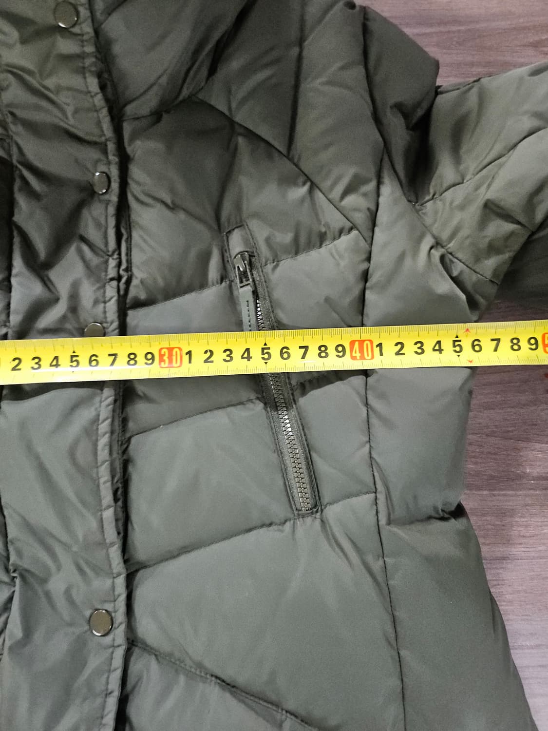 BAUZ  카키색 후드 롱 패딩  M 상품이미지9