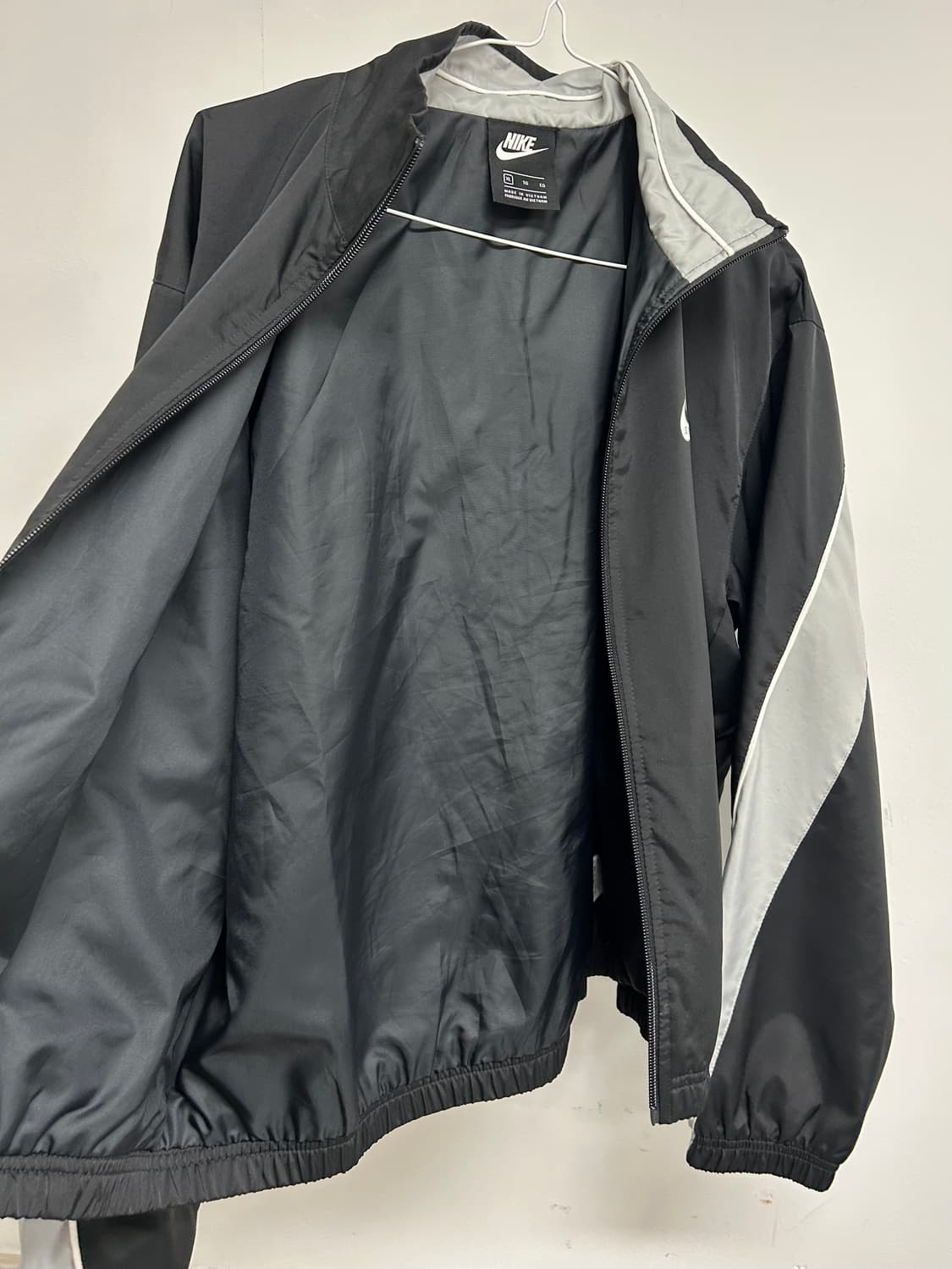 나이키 여성 바람막이 xl 상품이미지6