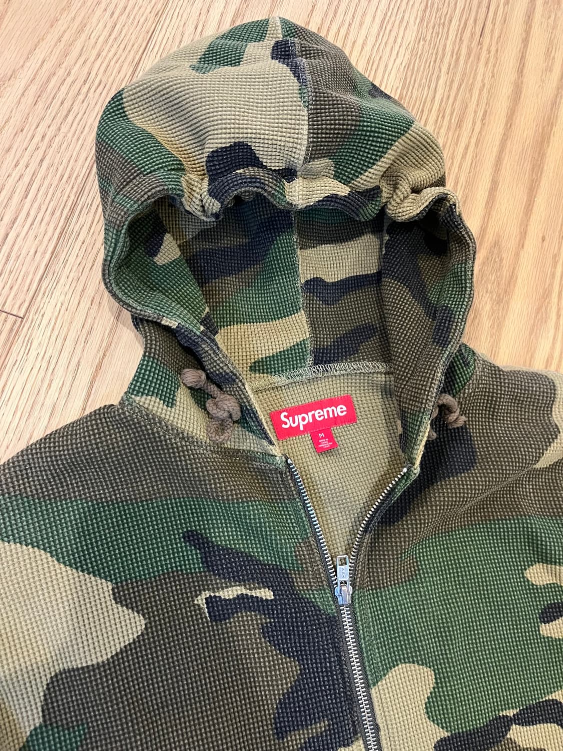 슈프림 써멀 후드 짚업 우드랜드 상품이미지2