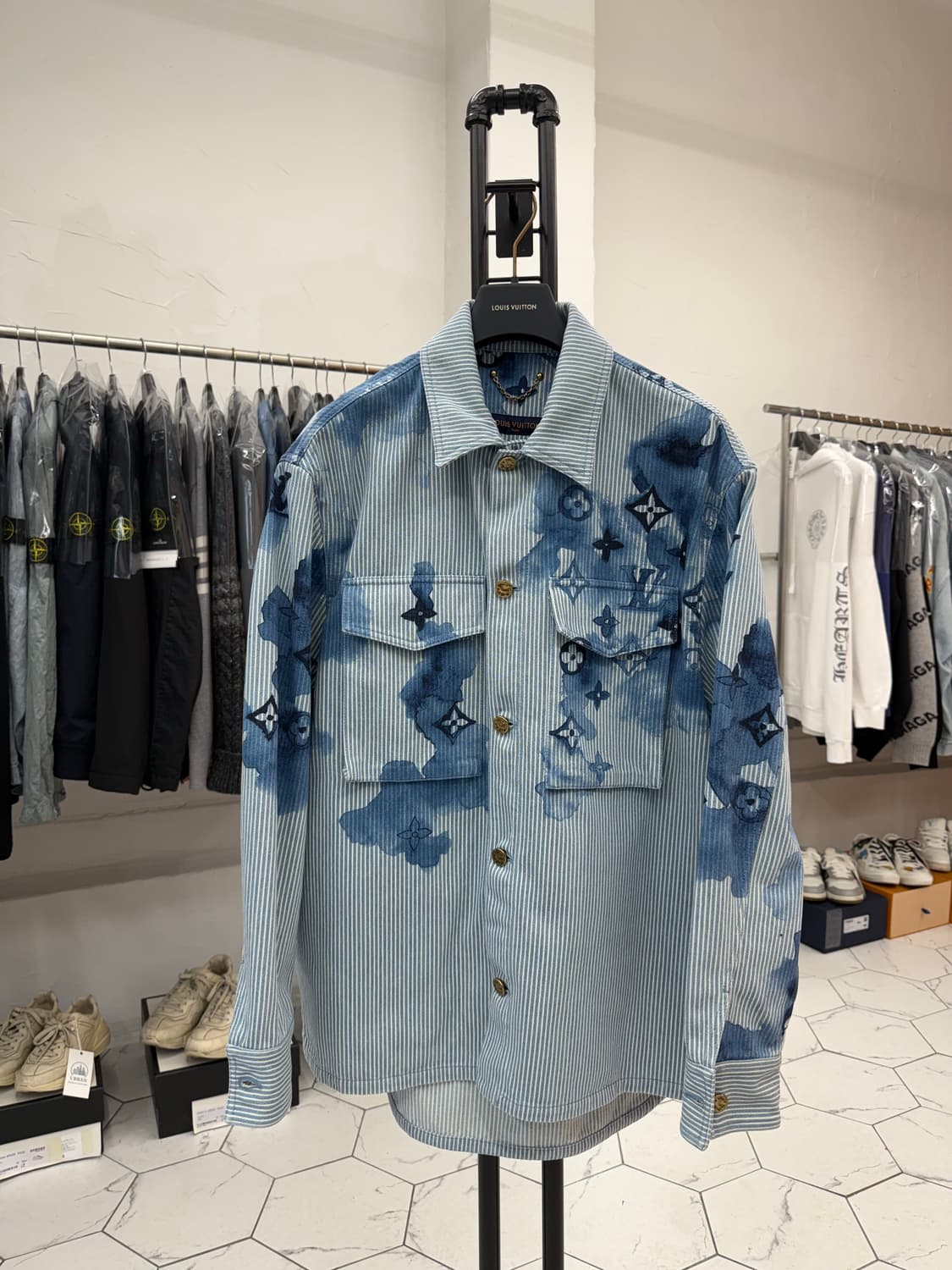 [L] 루이비통 워터컬러 데님 셔츠 자켓 상품이미지1
