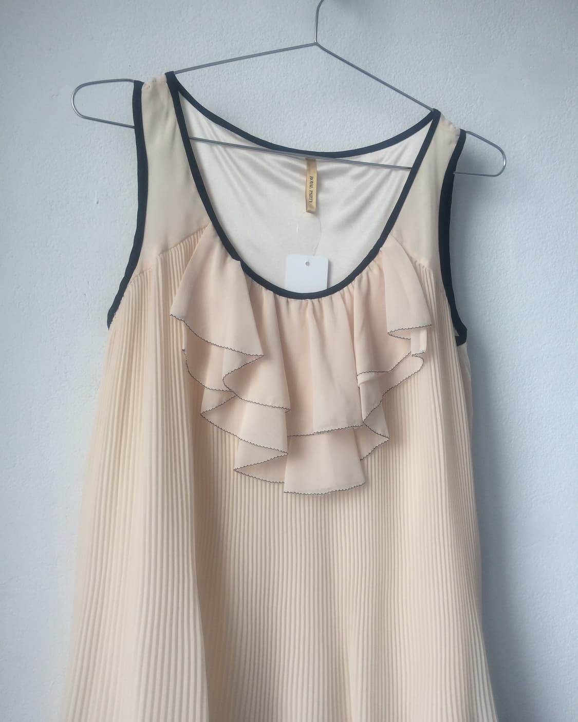Ruffle point pleats sleeveless onepiece 상품이미지6