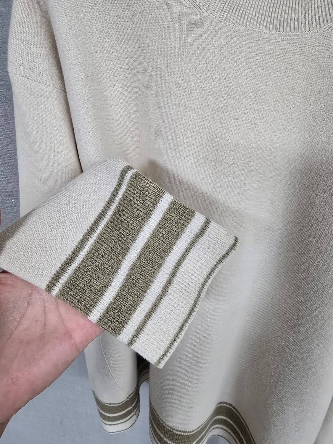 랑방 귀여운 자수레터링 모혼방 니트 상품이미지4