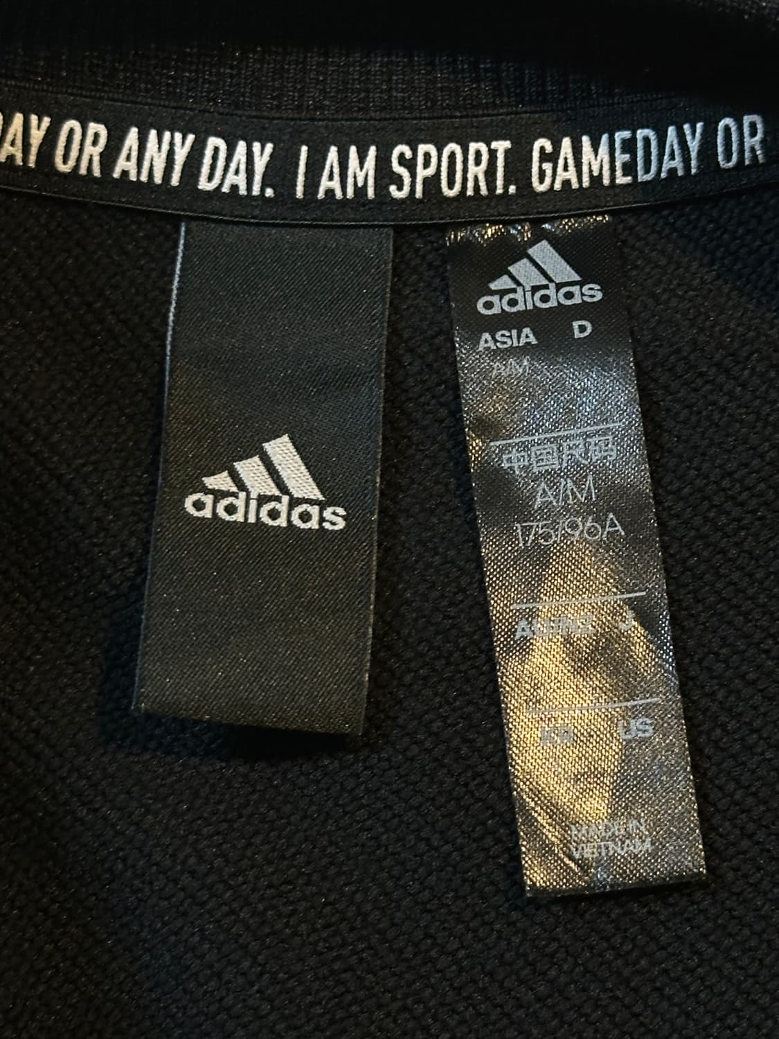 아디다스 ADIDAS 빅로고 트레이닝 탑 맨투맨 블랙 상품이미지4