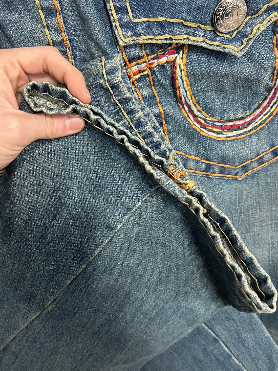 True Religion트루릴리전 로건 슈퍼 T 나팔핏 부츠컷 데님 팬츠 상품이미지4