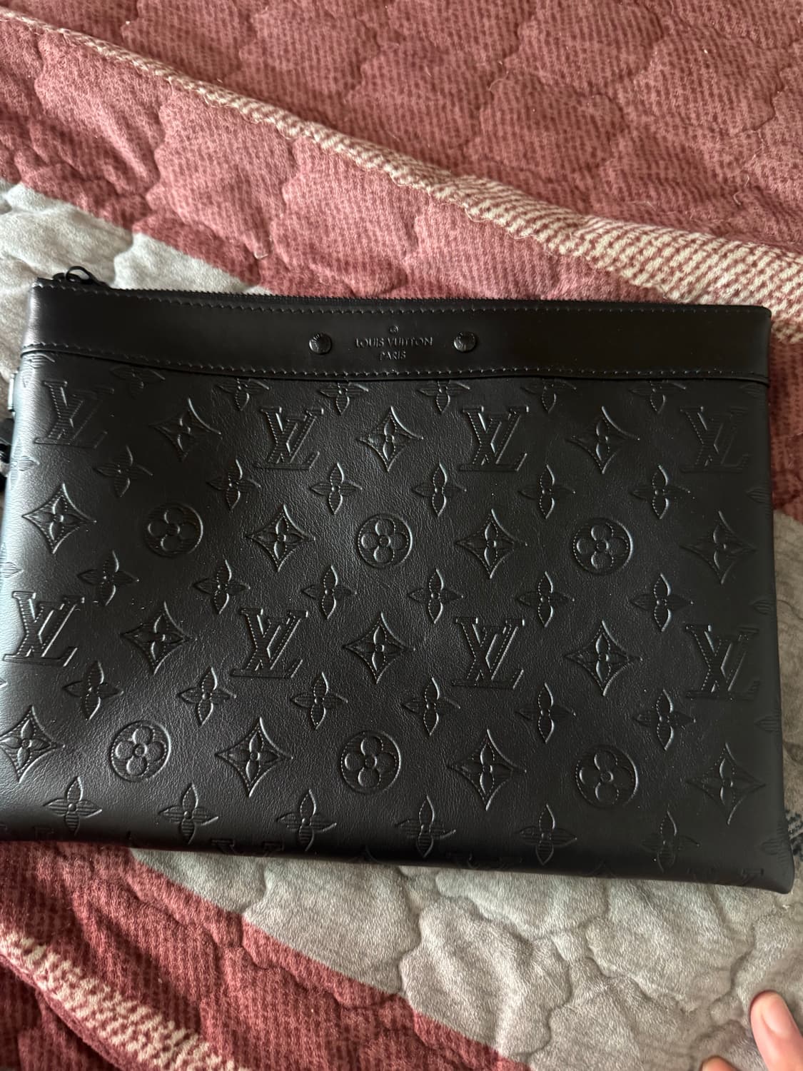 루이비통 포쉐드 투고 클러치 상품이미지1