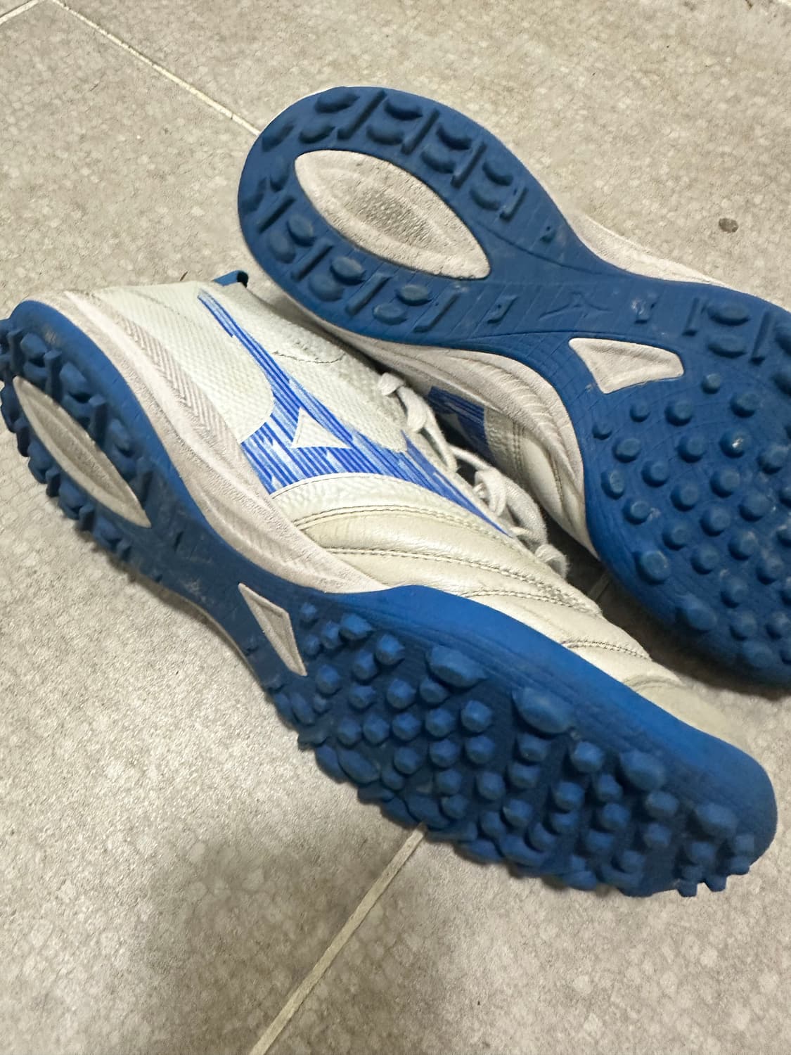 미즈노풋살화 상품이미지2