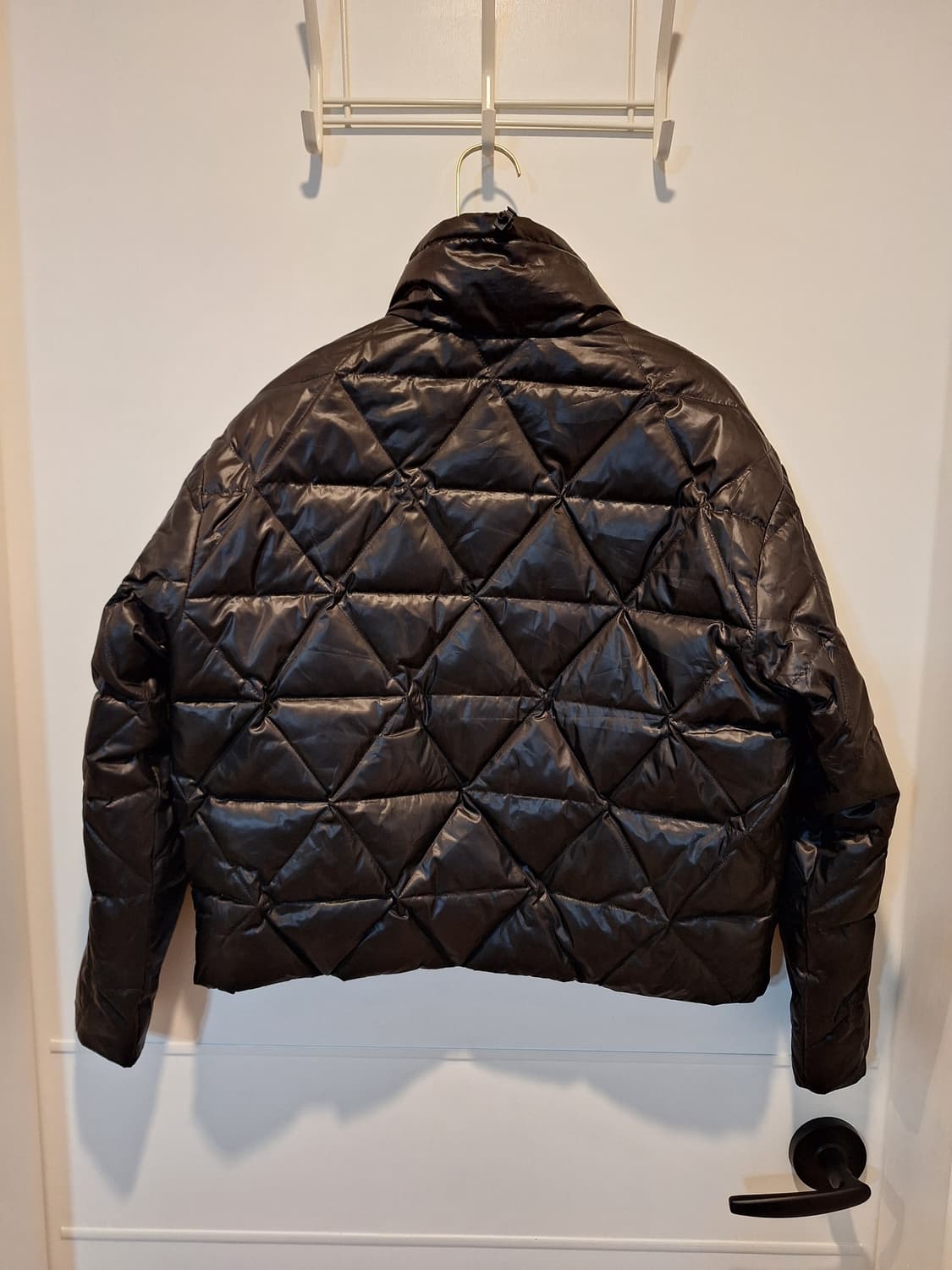 지오다노 여성 다운 숏 경량패딩  상품이미지4