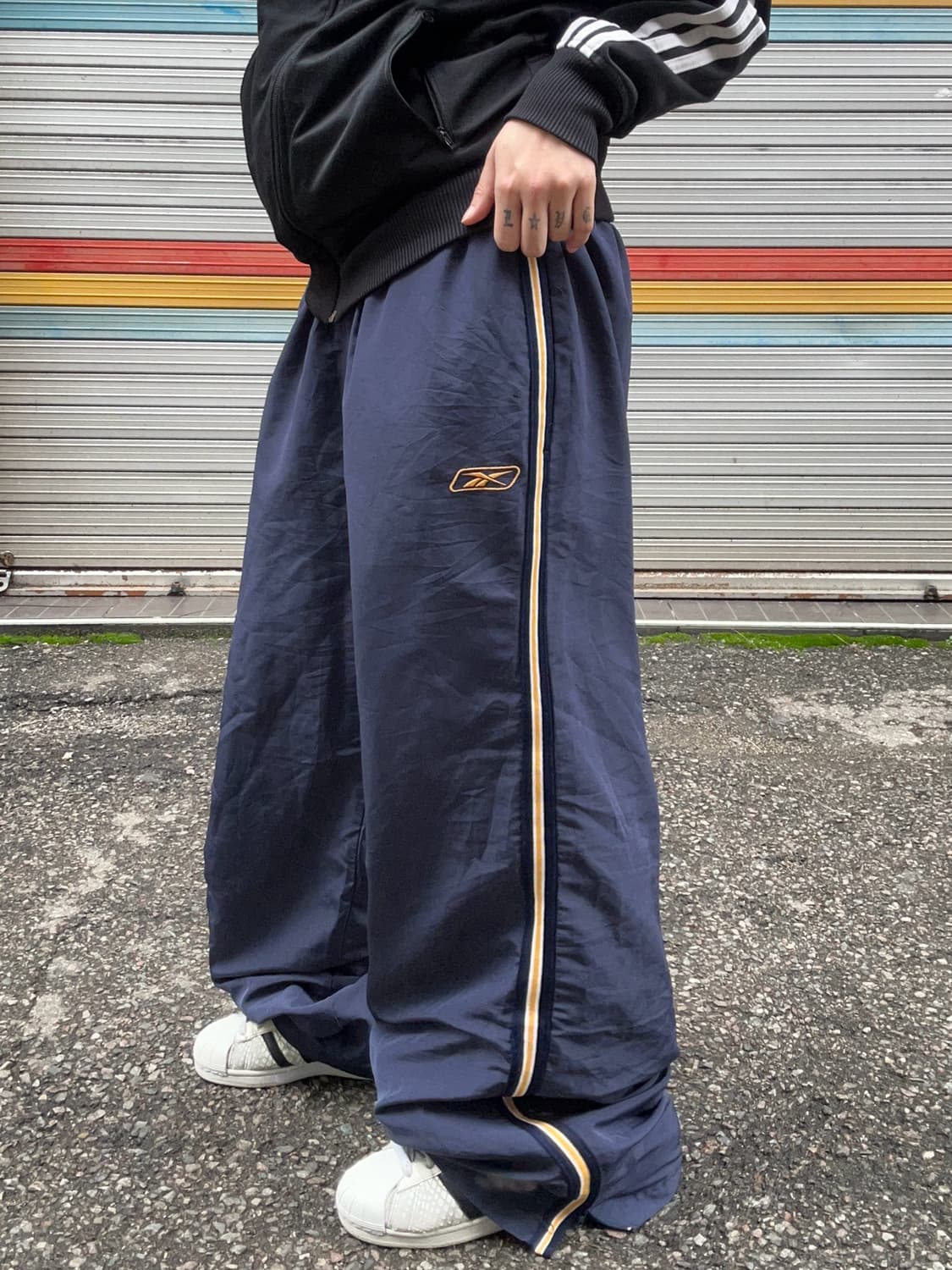 90s REEBOK 올드스쿨 네이비 트랙팬츠 상품이미지1