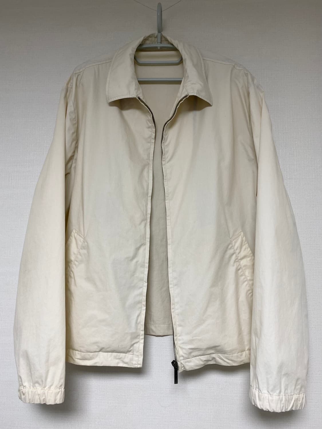 BURBERRY BOMBER 상품이미지3