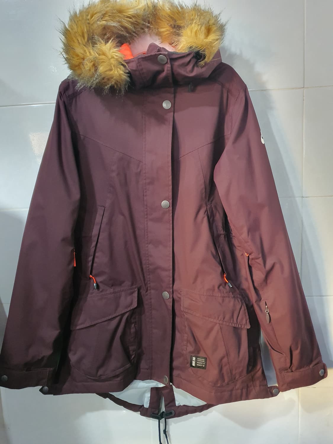 나이키 SB 여성용 후드 야상 패딩 상품이미지1