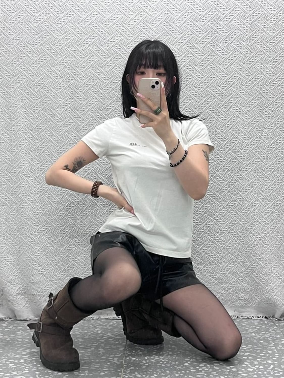 아페쎄 빈티지 캐주얼 시그니처 스몰로고 반팔티 S C12226 상품이미지2